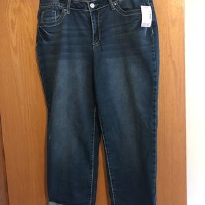 Jeans by Earl jeans Capri size 14